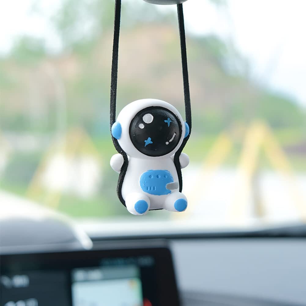 Auton muotoinen Astronaut Swing Pendant Sarjakuva auton taustapeiliin riippuvat koristeet (sininen) hinta ja tiedot | Lisätarvikkeet autoiluun | hobbyhall.fi