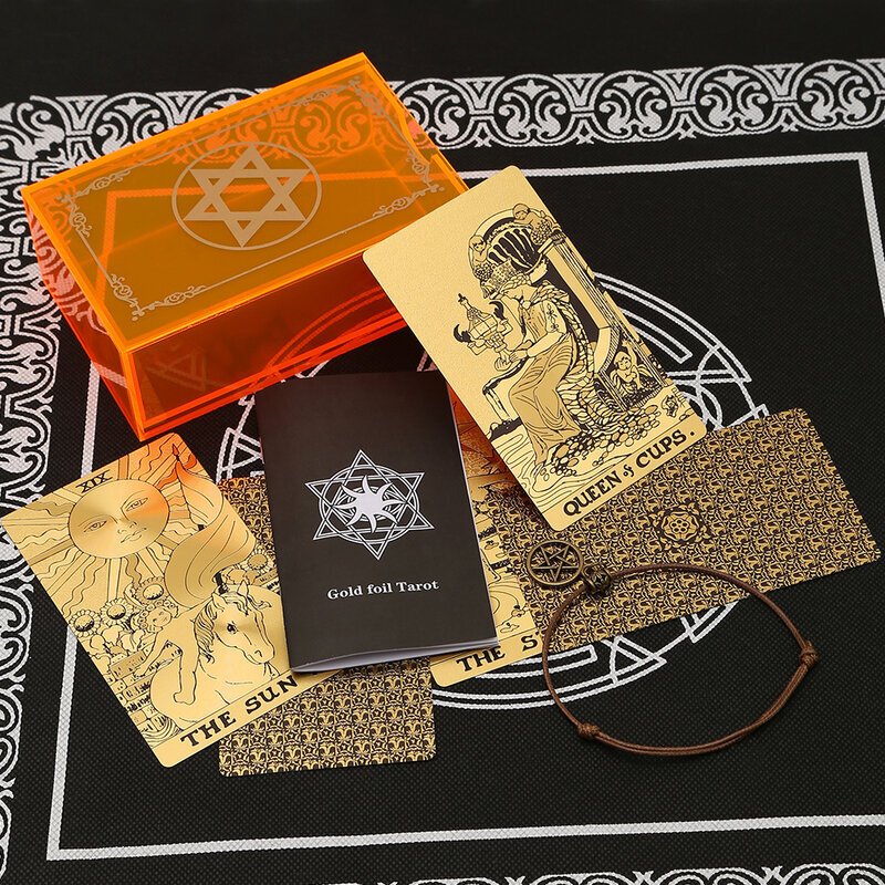 Kuviollinen kulta-lahjarasia Luksussetti Kultafolio Tarot-korttileimaus PVC Vedenkestävä Kulutusta kestävä lautapeli Solitaire Ennustava shakki hinta ja tiedot | Lautapelit ja älypelit | hobbyhall.fi