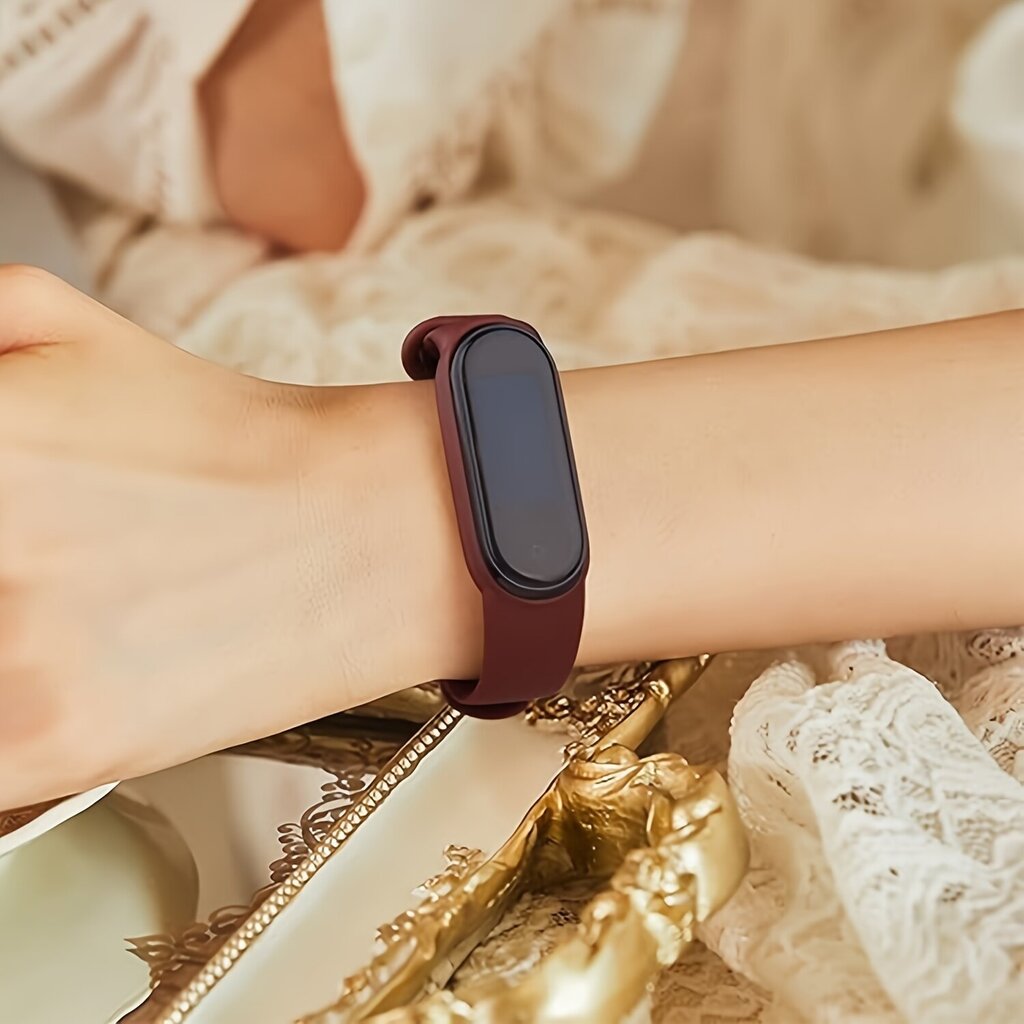 '3 Pakkausta Vaihtohihnat Xiaomi Mi Band 4 &amp; 3 Pehmeä TPU Urheiluhihnat' hinta ja tiedot | Älykellot | hobbyhall.fi