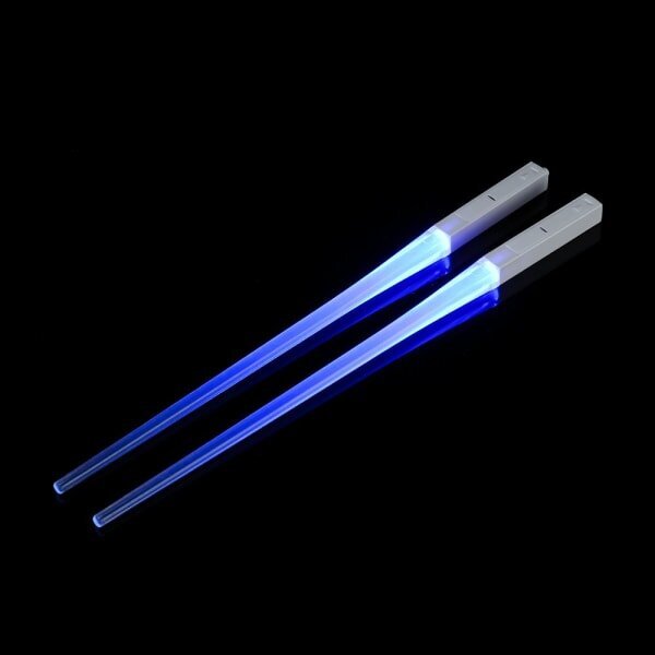 Hehkuvat syömäpuikot Light Stick SININEN sininen hinta ja tiedot | Hauskat juhlapelit ja -tuotteet | hobbyhall.fi