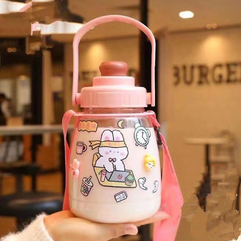 Kawaii suuri kapasiteetti kannettava urheilupullo söpö kolmiulotteinen tarra 1100ml hinta ja tiedot | Juomapullot | hobbyhall.fi