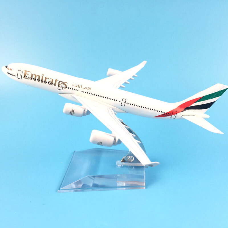 JASON TUTU Lentokonemalli Diecast Metal 1:400 16cm Lentokonemalli Lentokone Malli Emirates Boeing B777 Lentokoneet Lentokone Lelu gif hinta ja tiedot | Pienoismallit | hobbyhall.fi