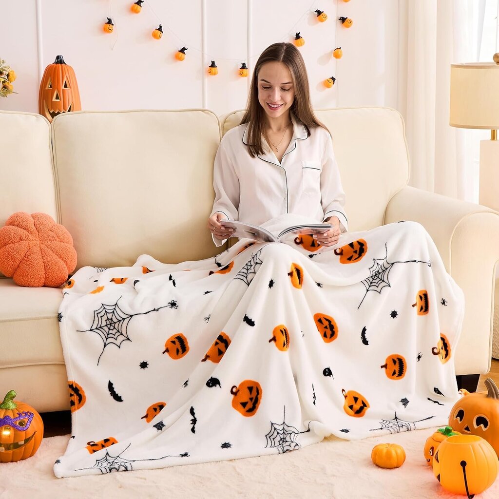 Pehmeä, kodikas Halloween-peitto, pelottava kurpitsalepakkohämähäkinverkkotulostus, valkoinen peitto sohvasänkyyn kodinsisustuslahjat 50"x60" hinta ja tiedot | Peitot | hobbyhall.fi