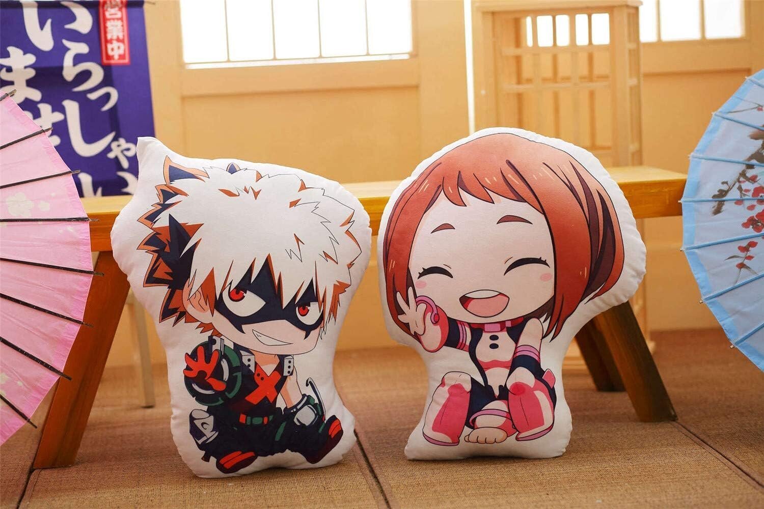 My Hero Academia Bakugou Katsuki koristeellinen halattu tyyny hinta ja tiedot | Koristeet ja tarrat | hobbyhall.fi