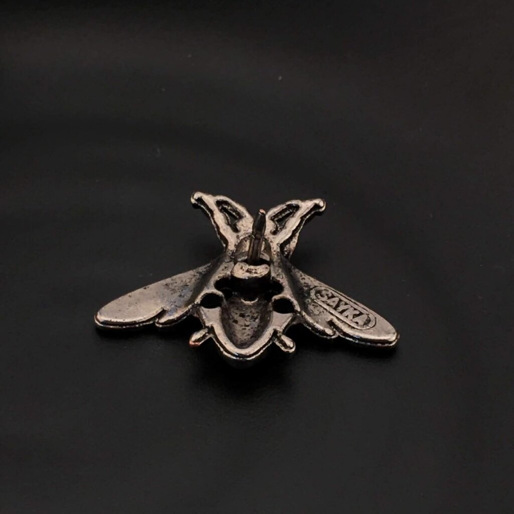 Mehiläisrintaneulat Bee Pin Vintage Pienet Naiset Miehet hinta ja tiedot | Jalkineiden ja vaatteiden hoitotuotteet | hobbyhall.fi