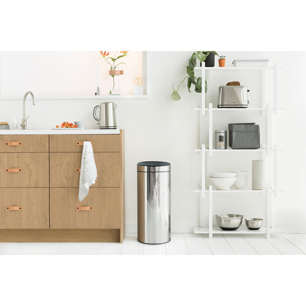 Brabantia Touch Bin New roska-astia 30L, Brilliant Steel hinta ja tiedot | Roska-astiat | hobbyhall.fi