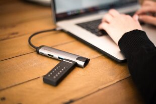 Flash USB 3.1 128GB Verbatim Secure Keypad hinta ja tiedot | Verbatim Tietokoneet ja pelaaminen | hobbyhall.fi