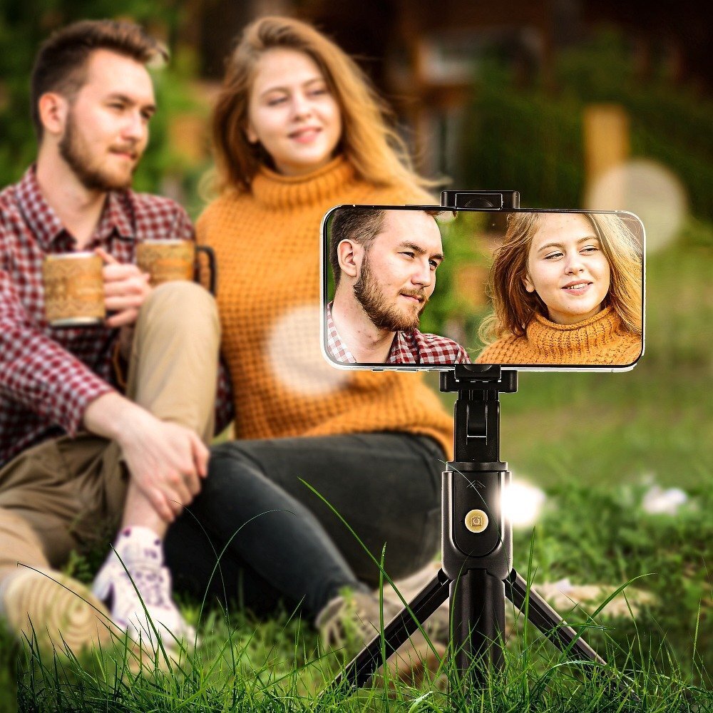 RoGer 2in1 Selfie Stick + Tripod Telescopic Stand hinta ja tiedot | Selfie-tikut ja -telineet | hobbyhall.fi