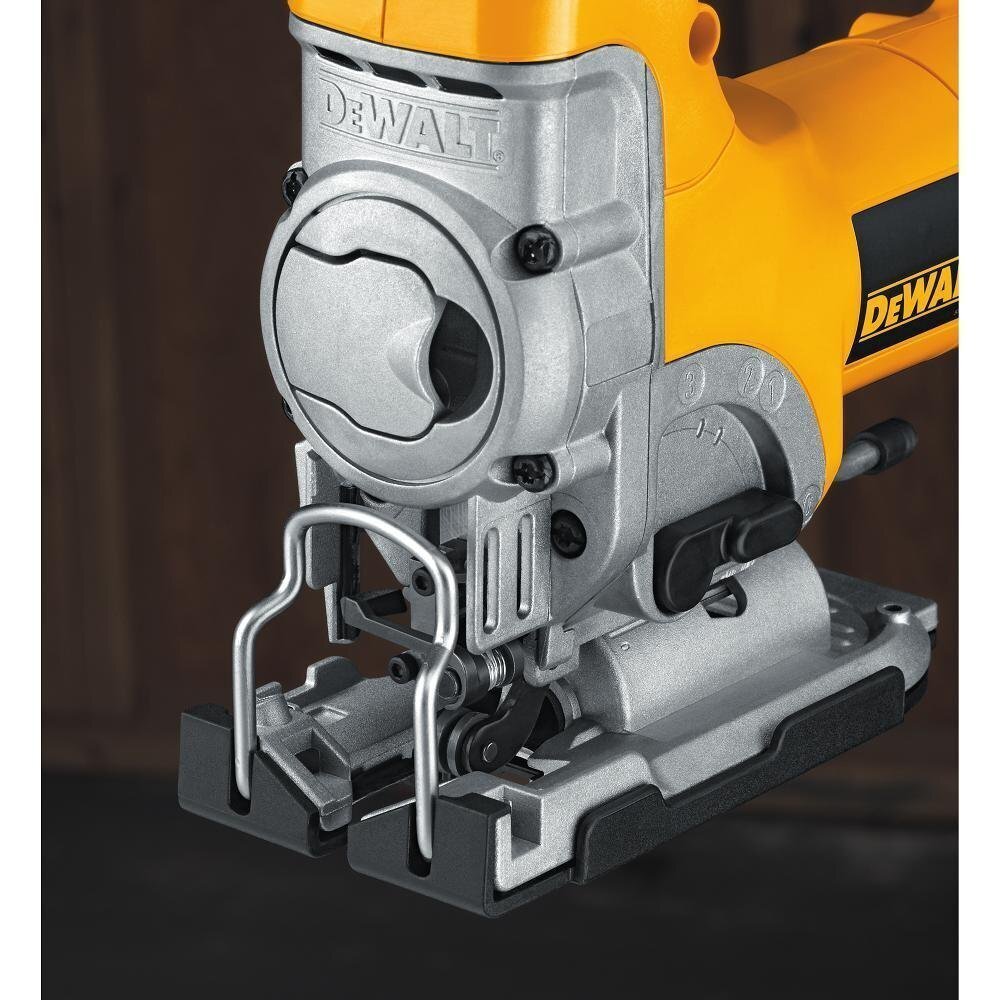 Sähköinen pistosaha DeWalt DW331K hinta ja tiedot | Sahat ja sirkkelit | hobbyhall.fi