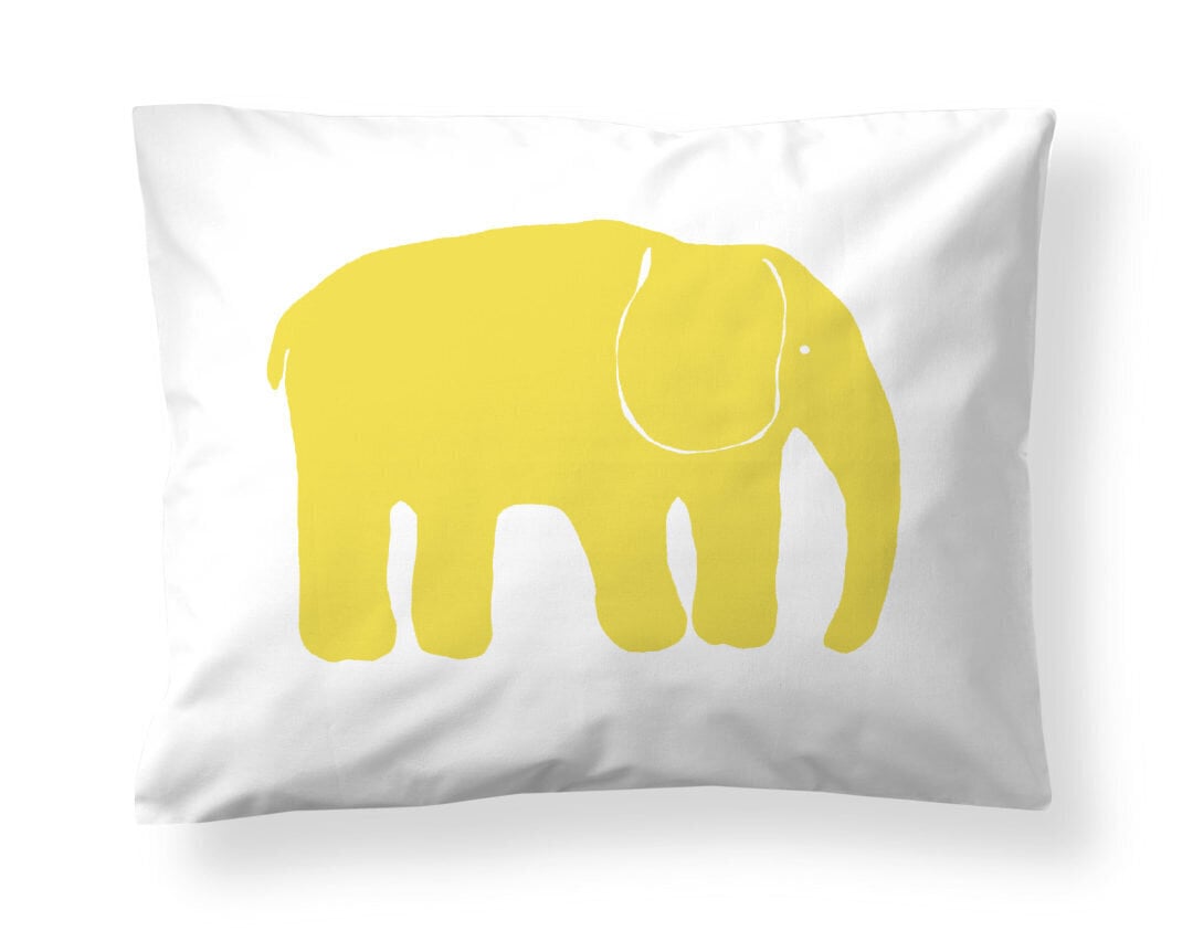 Tyyny elefantin kuvalla hinta ja tiedot | Koristetyynyt ja tyynynpäälliset | hobbyhall.fi