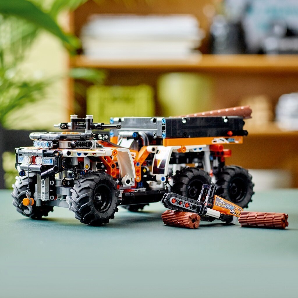 42139 LEGO® Technic maastoauto hinta ja tiedot | LEGOT ja rakennuslelut | hobbyhall.fi