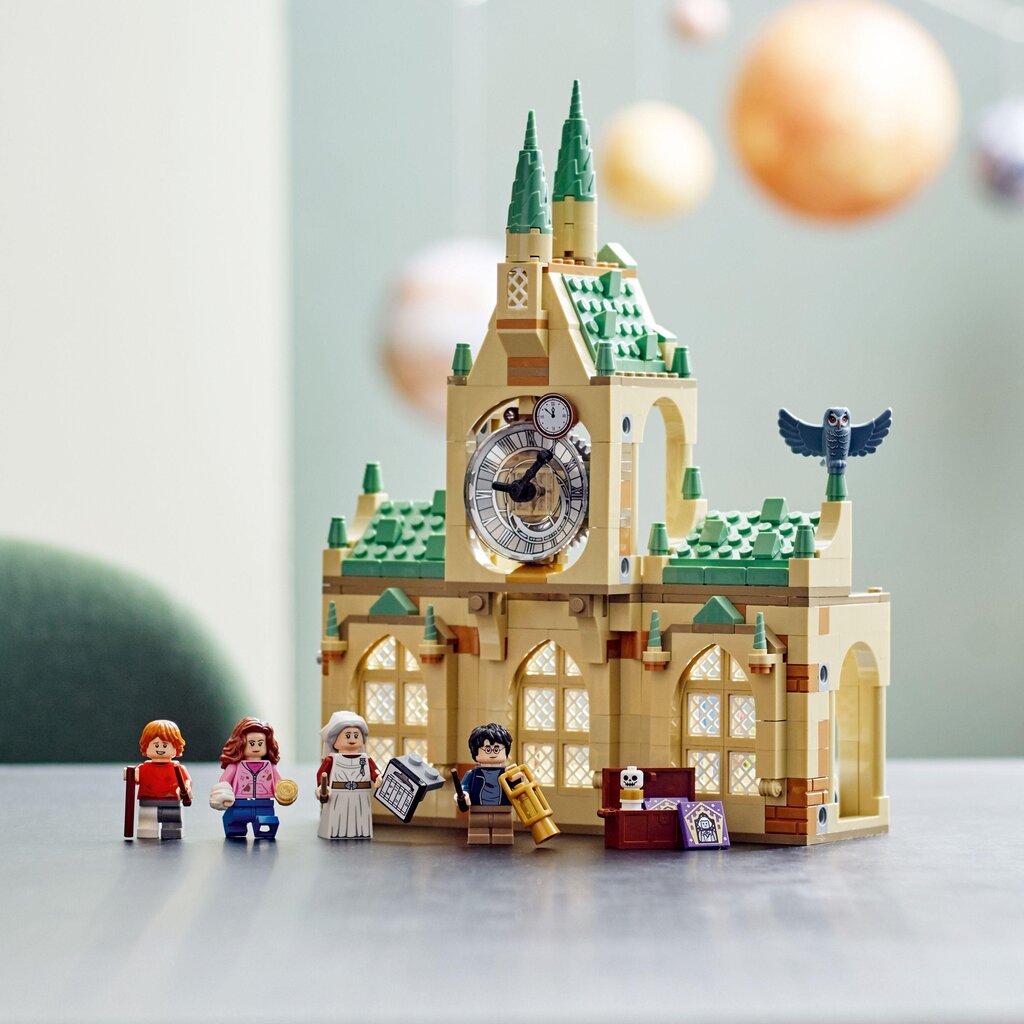 76398 LEGO® Harry Potter Tylypahkan sairaalasiipi hinta ja tiedot | LEGOT ja rakennuslelut | hobbyhall.fi