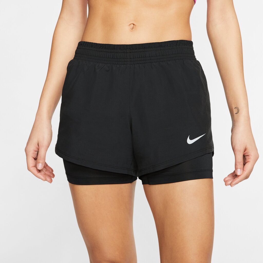 Nike naisten 2IN1 shortsit 10K, musta hinta ja tiedot | Naisten shortsit | hobbyhall.fi