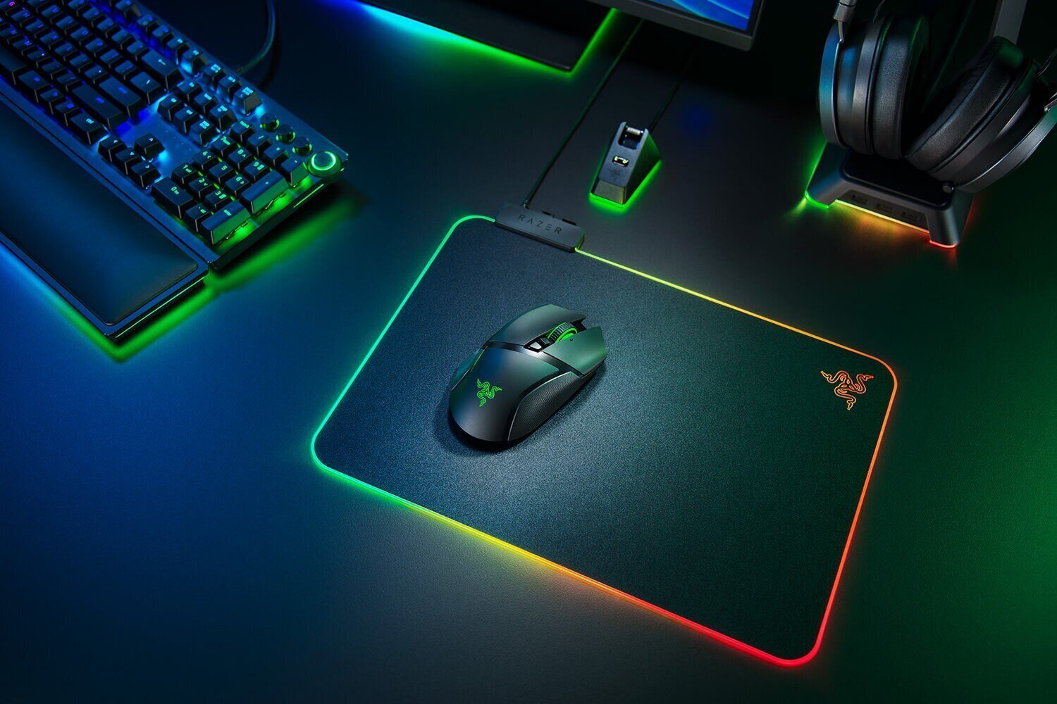 Razer Basilisk Ultimate, musta hinta ja tiedot | Hiiret | hobbyhall.fi