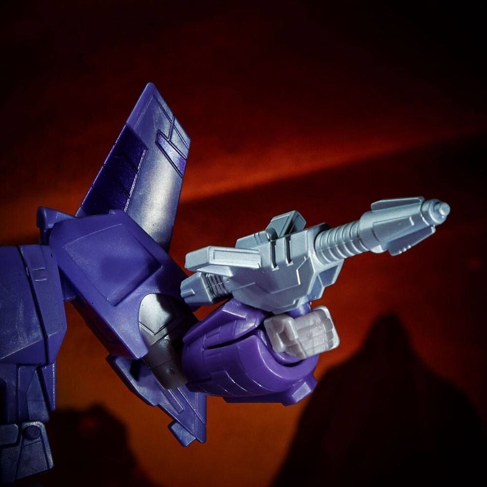 Transformers The Movie Cyclonus figuuri 18cm hinta ja tiedot | Poikien lelut | hobbyhall.fi