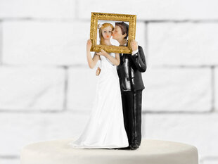 Kakunkoriste Newly-weds in a gold photo frame 14,5 cm hinta ja tiedot | Tarjoiluastiat ja aterimet juhliin | hobbyhall.fi