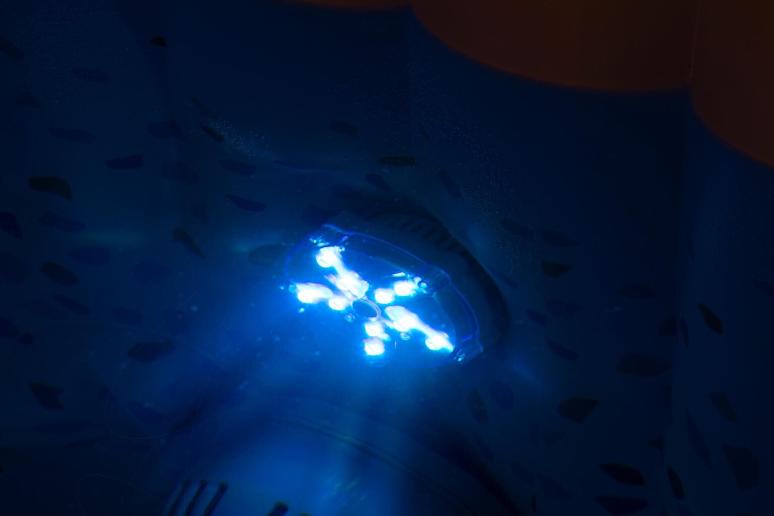 Porealtaan valaistus Bestway Lay-Z-Spa LED, 7 väriä hinta ja tiedot | Uima-allastarvikkeet | hobbyhall.fi