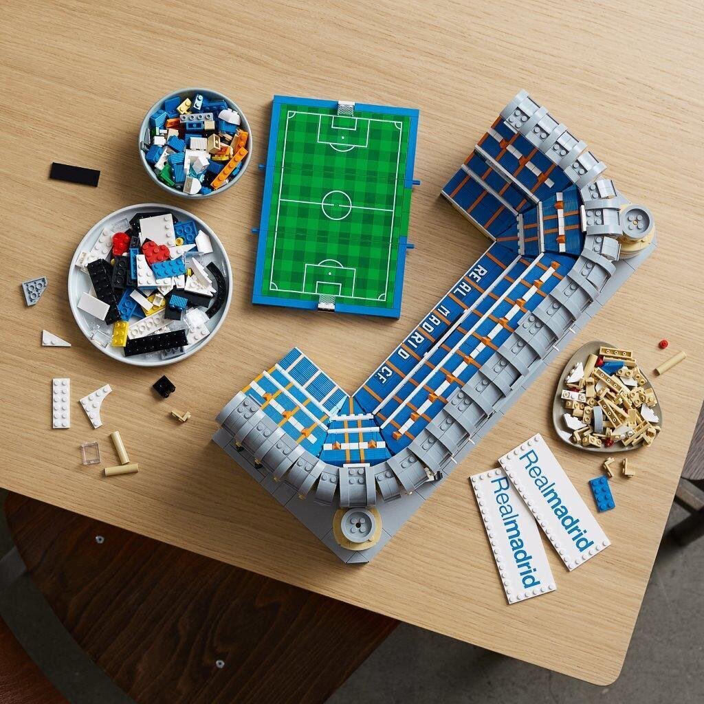 10299 LEGO® Icons Santiago Bernabéu stadion hinta ja tiedot | LEGOT ja rakennuslelut | hobbyhall.fi