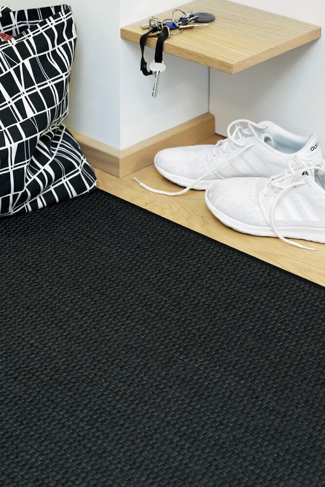 Narma Bono -flatWeave™ sileäksi kudottu matto, musta, 80 x 400 cm hinta ja tiedot | Isot matot | hobbyhall.fi