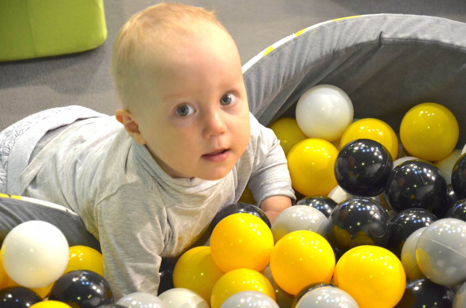 Palloallas palloilla Welox X4, harmaa. hinta ja tiedot | Vauvan lelut | hobbyhall.fi
