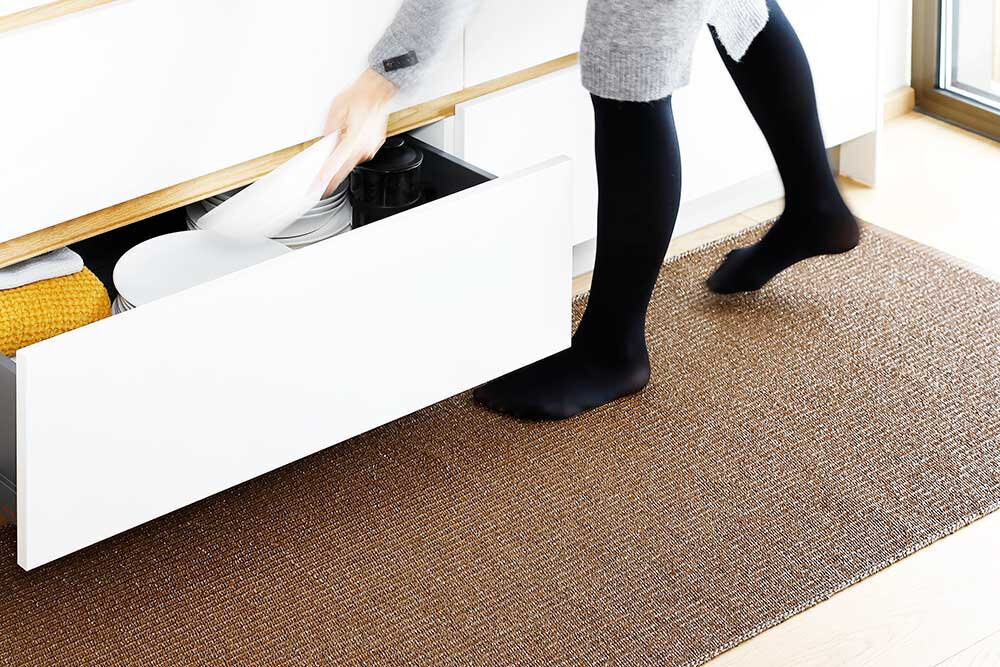 NARMA Neve -kaksipuolinen plasticWeave matto, ruskea, 70 x 250 cm hinta ja tiedot | Isot matot | hobbyhall.fi