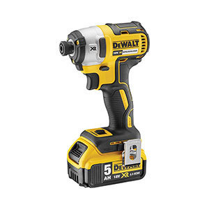 Iskuruuvinväännin DeWalt XR 18V+5Ah (DCF887P2) hinta ja tiedot | Akkuporakoneet ja ruuvinvääntimet | hobbyhall.fi