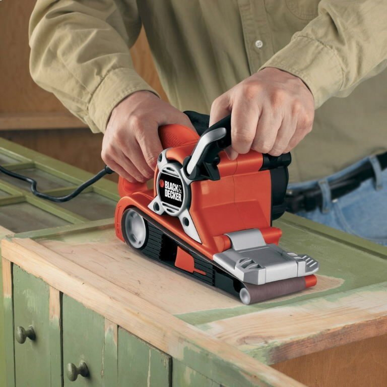 Nahkahiomakone Black&Decker KA88 720W 75x533 mm hinta ja tiedot | Hiomakoneet | hobbyhall.fi