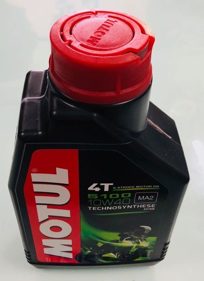 Öljy Motul 5100 10W40 4T, 1L hinta ja tiedot | Moottoriöljyt moottoripyörille | hobbyhall.fi