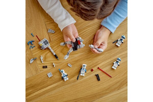 275345 LEGO® Star Wars™ 501. Squad Clone Trooper™ -taistelusetti hinta ja tiedot | LEGOT ja rakennuslelut | hobbyhall.fi