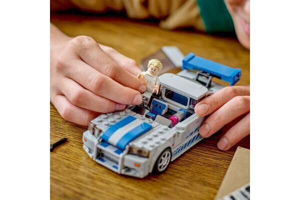 76917 LEGO® Speed Champions 2 Fast 2 Furious Nissan Skyline GT-R (R34) hinta ja tiedot | LEGOT ja rakennuslelut | hobbyhall.fi