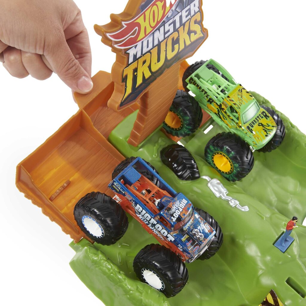 Monster Trucks Titan Turnauksen kilparata hinta ja tiedot | Poikien lelut | hobbyhall.fi