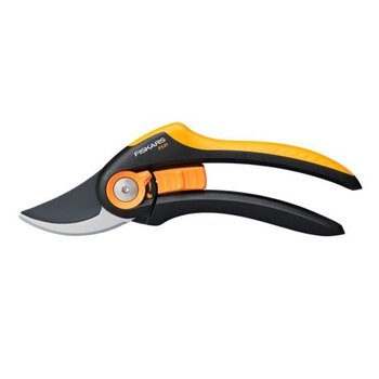 Fiskars Plus Fiskars SmartFit oksasakset ohileikkaava P541 hinta ja tiedot | Puutarhatyökalut | hobbyhall.fi