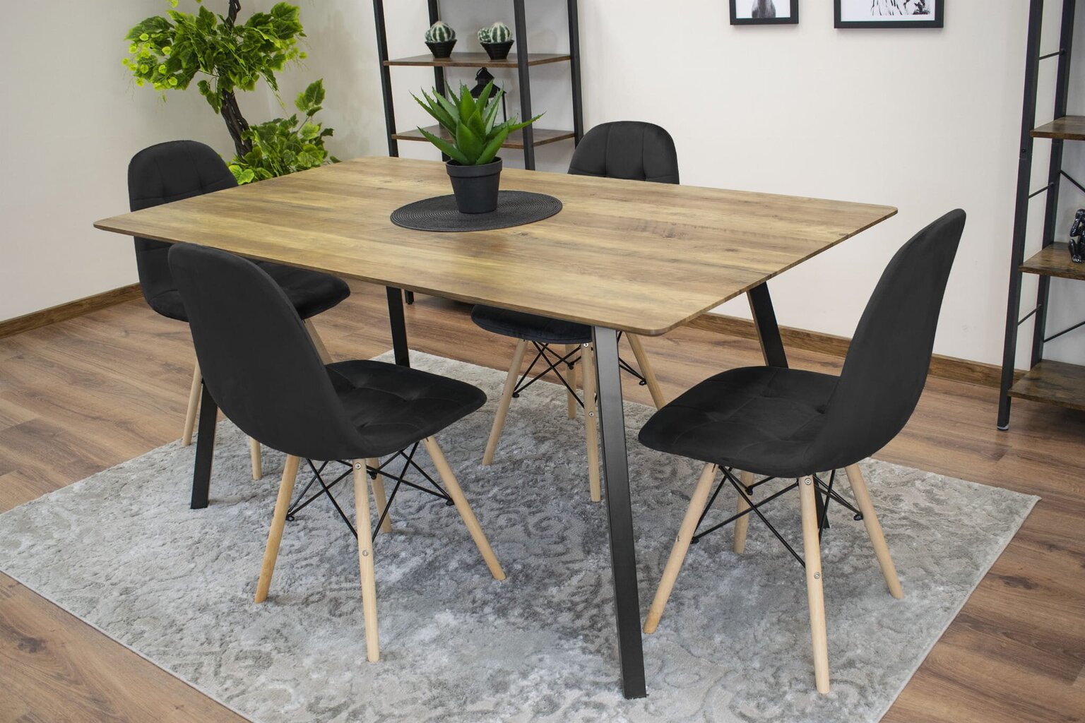 Dumo 4 tuolin setti, musta hinta ja tiedot | Ruokapöydän tuolit | hobbyhall.fi