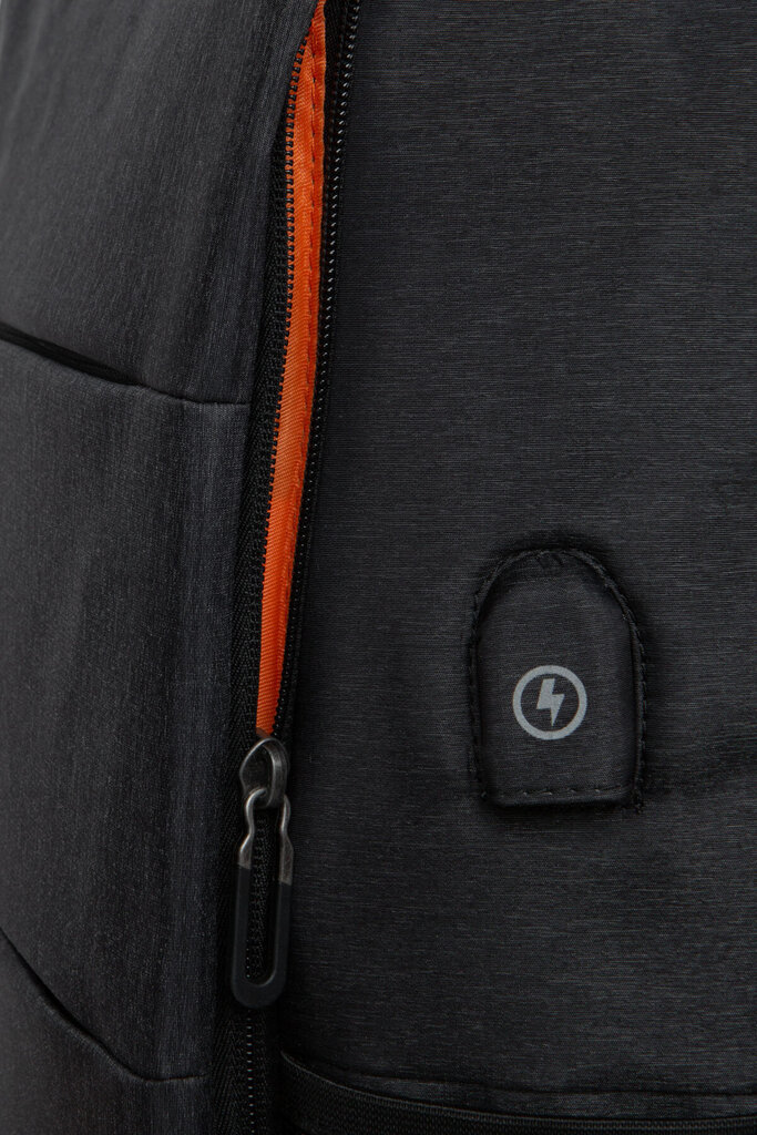 Reppu R-bag Range Black Z161 hinta ja tiedot | Matkalaukut ja -kassit | hobbyhall.fi