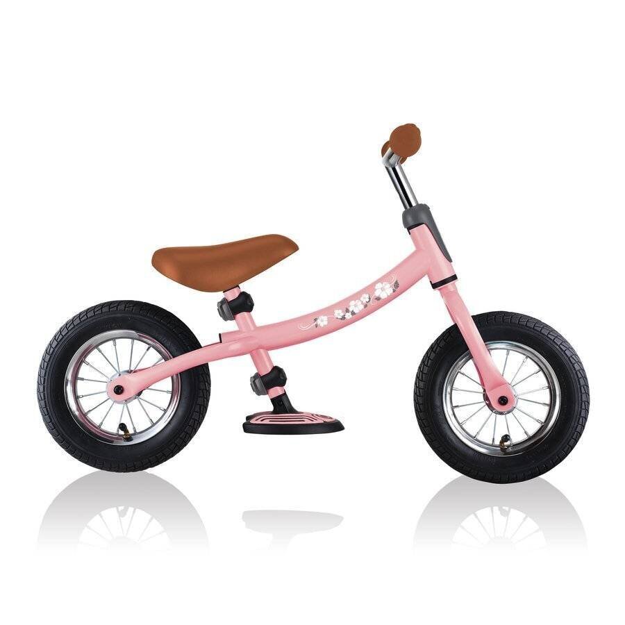 Potkupyörä Globber Go Bike Air Pink hinta ja tiedot | Potkupyörät | hobbyhall.fi