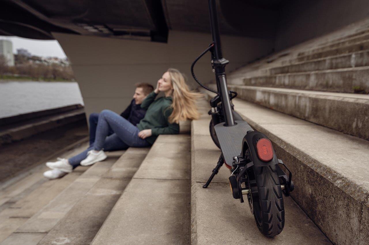 Sähköpotkulauta Sencor SCOOTER ONE, 25 km, APP-ohjaus, 25 km/h hinta ja tiedot | Sähköpotkulaudat | hobbyhall.fi