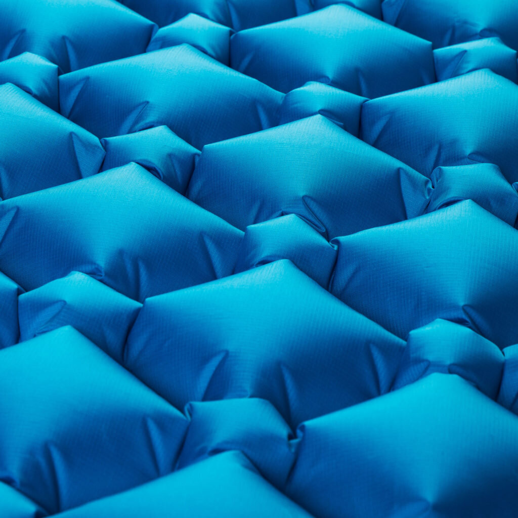 Ilmatäytteinen retkipatja Spokey Air Bed, 190x60x5 cm, sininen hinta ja tiedot | Retkeilyalustat, piknikhuovat | hobbyhall.fi