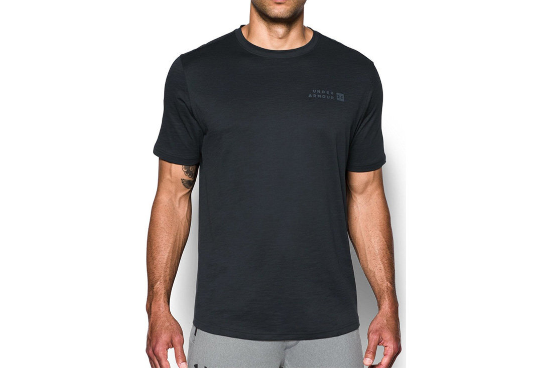 Under Armour Sportstyle Core Tee Miesten urheilupaita 1303705-001 hinta ja tiedot | Miesten urheiluvaatteet | hobbyhall.fi