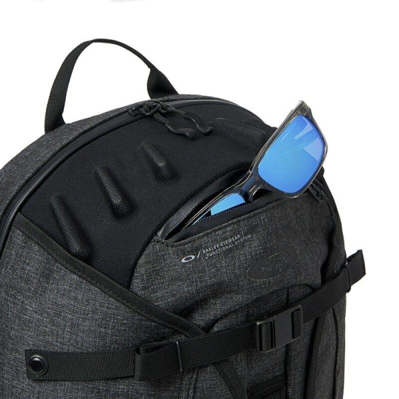 Oakley Aero Pack -reppu hinta ja tiedot | Urheilukassit ja reput | hobbyhall.fi