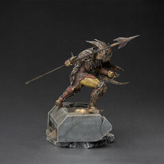 Iron Studios The Lord of the Rings Armored Orc hinta ja tiedot | Pelien oheistuotteet | hobbyhall.fi