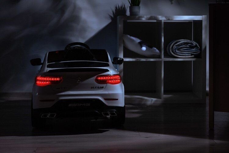 Lasten sähköauto Toyz Mercedes-Benz GLC 63S AMG, valkoinen hinta ja tiedot | Lasten sähköautot | hobbyhall.fi