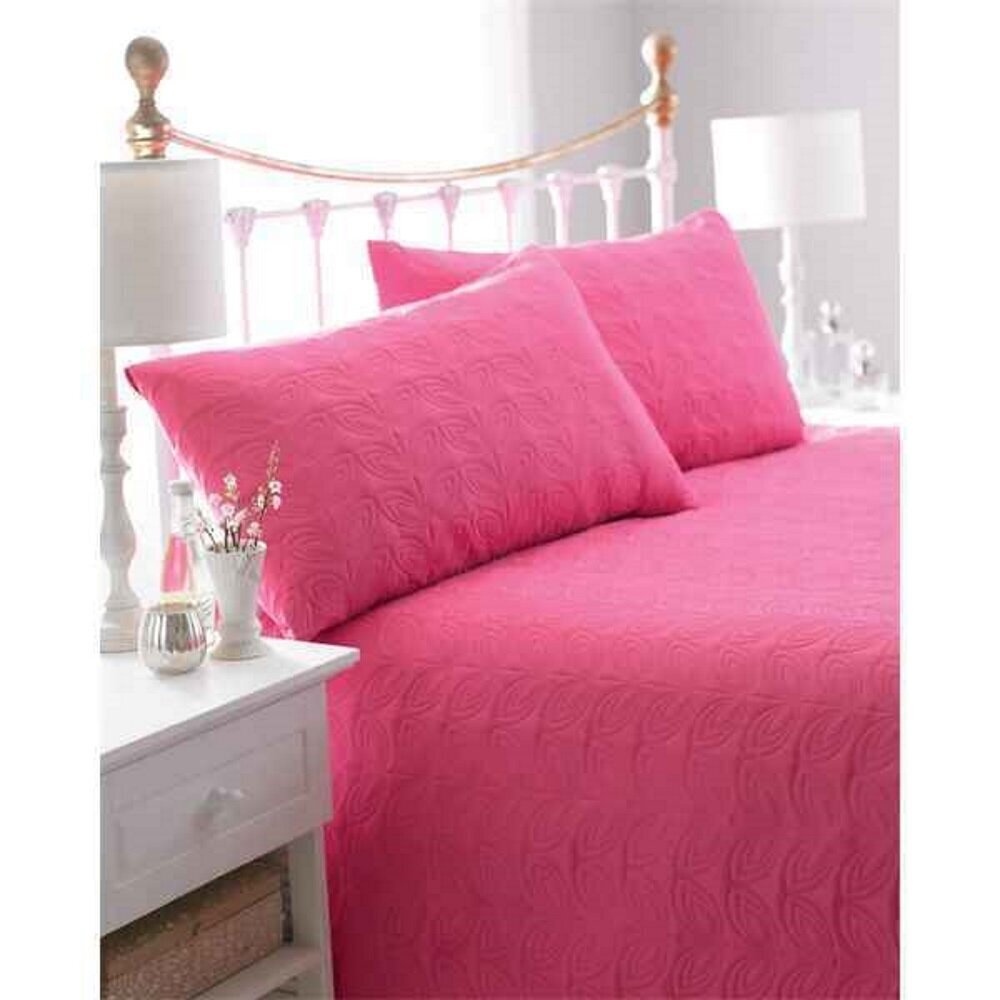 Päiväpeitto Pink 240 x 260 cm + 2 tyynynpäällistä 74 x 48,5 cm hinta ja tiedot | Päiväpeitot ja huovat | hobbyhall.fi