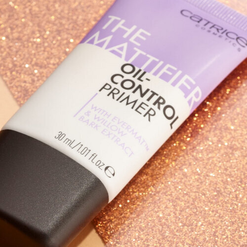 Makiažo bazė Catrice Make-up Primer Catrice The Mattifier, 30 ml hinta ja tiedot | Meikkivoiteet ja puuterit | hobbyhall.fi