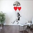 Banksyn graffitista inspiroitunut sydänmuotoinen ilmapallojen tyttö - seinätarra sisustukseen - 120 x 81 cm