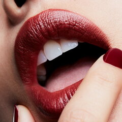 MAC Satin Lipstick huulipuna 3 g, Paramount hinta ja tiedot | Huulipunat, huulikiillot ja huulirasvat | hobbyhall.fi