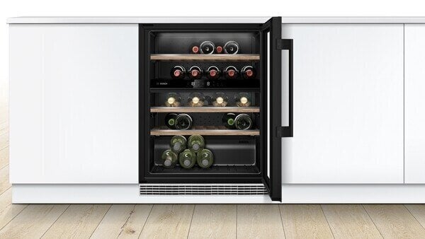 Bosch viinin jäähdytin KUW21AHG0 6-sarjaa, energiatehokkuusluokka G hinta ja tiedot | Viinikaapit | hobbyhall.fi