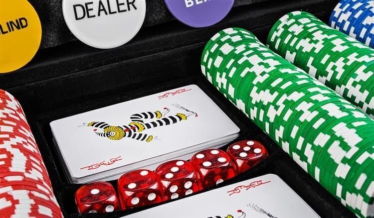 Texas Strong 500 Token Poker Setti kotelolla hinta ja tiedot | Korttipelit, pokeri | hobbyhall.fi