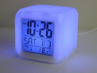 LED digitaalinen herätyskello valolla hinta ja tiedot | Kelloradiot ja herätyskellot | hobbyhall.fi