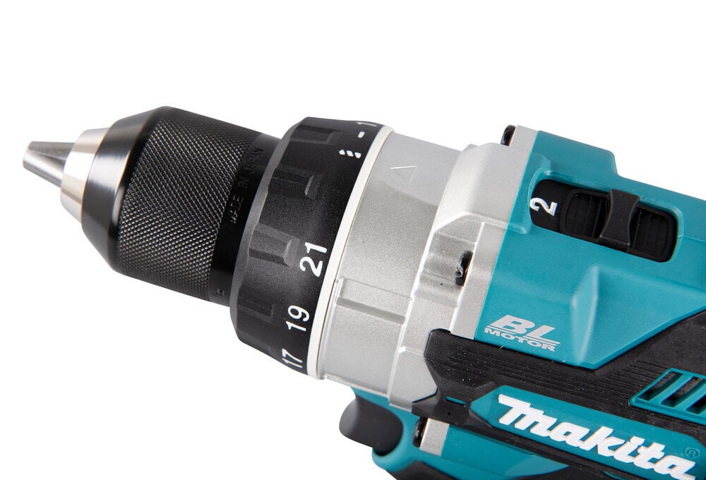 Combokit Makita DLX7019TX1 työkalusarja hinta ja tiedot | Akkuporakoneet ja ruuvinvääntimet | hobbyhall.fi