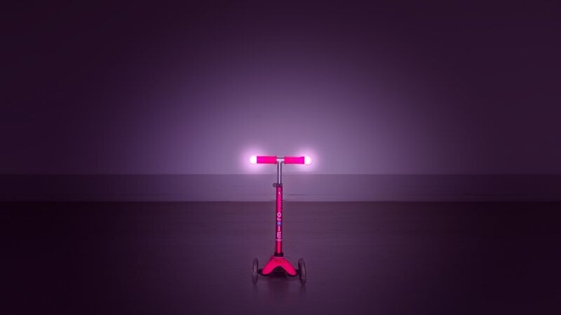 Kolmipyöräinen potkulauta Micro Mini Deluxe Magic LED - violetti hinta ja tiedot | Potkulaudat | hobbyhall.fi